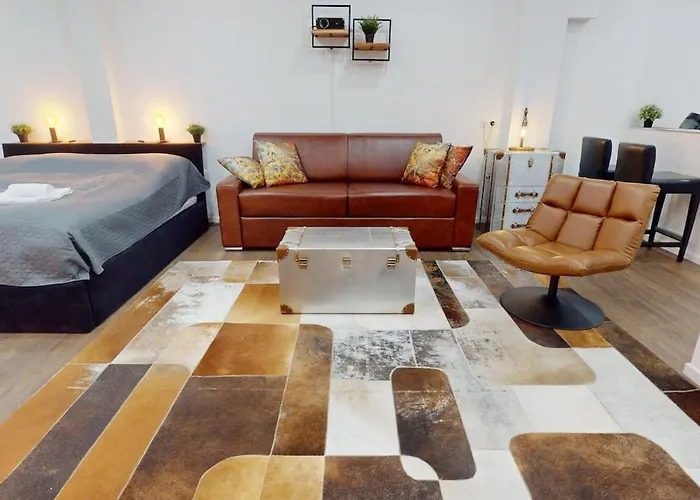 Mit Heimkino Mitten In Der Altstadt